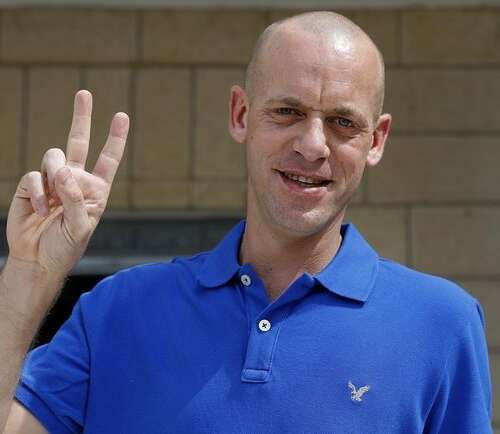 salahhamouri 1 La détention administrative de Salah Hamouri est renouvelée ! La France est humiliée mais le combat continue.