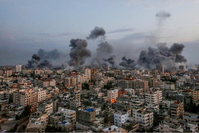Usine de production de cibles. Bombardements israéliens sur le sud de la bande de Gaza, novembre 2023 (Photo : Atia Muhammad / Flash 90)