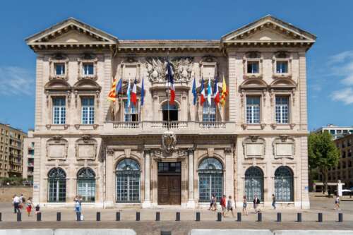 Marseille Hotel de ville bjs180810 02 Non à l'essentialisation communautaire à Marseille