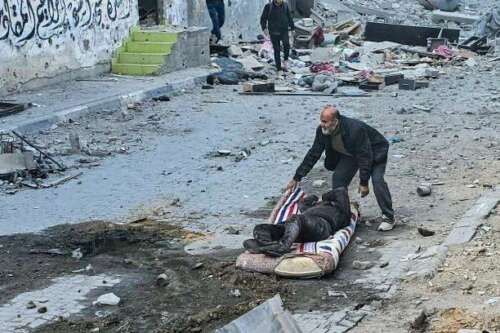 8 decembre hopital kamel adwan 612 Témoignage de Marsel, le 8 décembre - bombardements intensifs et dévastateurs zone par zone dans la bande de Gaza.