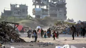 000 372V78H GAZA, comment se taire ? Comment ne pas vouloir hurler ? Comment ne pas descendre en masse dans la rue pour exiger la fin immédiate des bombardements et du blocage de l’aide humanitaire !