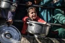 gazafamine2 À Gaza le génocide se déroule sous nos yeux. Exigeons des sanctions contre Israël pour que cela cesse. Nous sommes tous responsables, agissons !