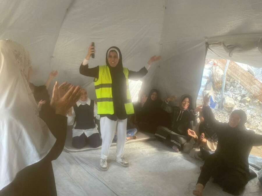 Témoignage d'Abu Amir, le 13 juin 2025 – Continuité du soutien psychologique, envers et contre tout ! 5 Abu Amir 13 6 25 Ateleir femmes 4 IMG 3208 1320x990 1 Témoignage d'Abu Amir, le 13 juin 2025 – Continuité du soutien psychologique, envers et contre tout !