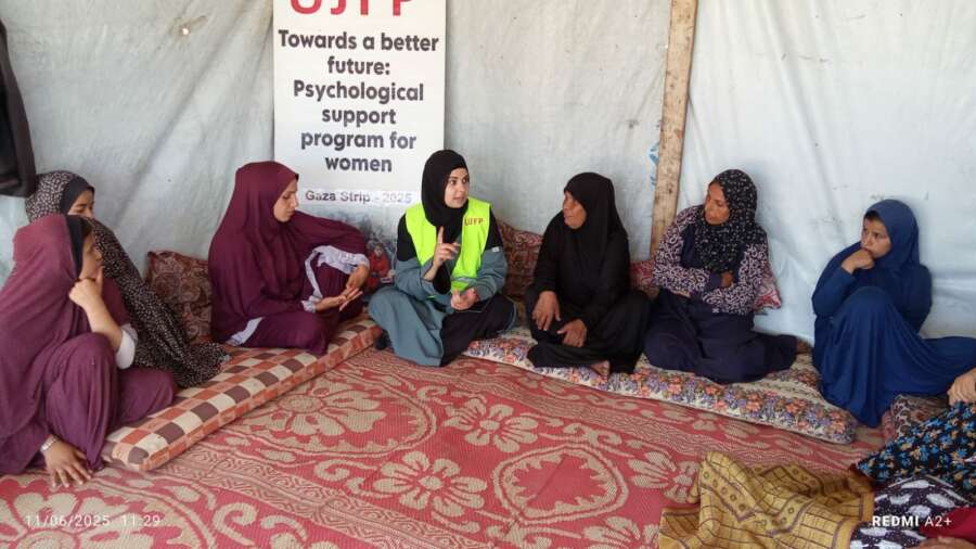 Témoignage d'Abu Amir, le 13 juin 2025 – Continuité du soutien psychologique, envers et contre tout ! 2 Abu Amir 13 6 26 atelier femmes 1 IMG 3160 Témoignage d'Abu Amir, le 13 juin 2025 – Continuité du soutien psychologique, envers et contre tout !