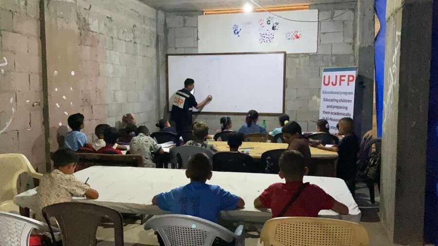 Témoignage d'Abu Amir, le 5 juillet 2025 – Le savoir reste l’arme des Palestiniens 2 Abu Amir 3 7 25 Educatio 5 IMG 3878 Témoignage d'Abu Amir, le 5 juillet 2025 – Le savoir reste l’arme des Palestiniens