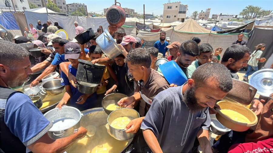 Témoignage d'Abu Amir, le 4 juillet 2025 – Gaza brûle… Famine, décombres et guerre d’extermination au vu et au sus de tous 5 Abu Amir 3 7 25 alimentation 2 IMG 3941 Témoignage d'Abu Amir, le 4 juillet 2025 – Gaza brûle… Famine, décombres et guerre d’extermination au vu et au sus de tous