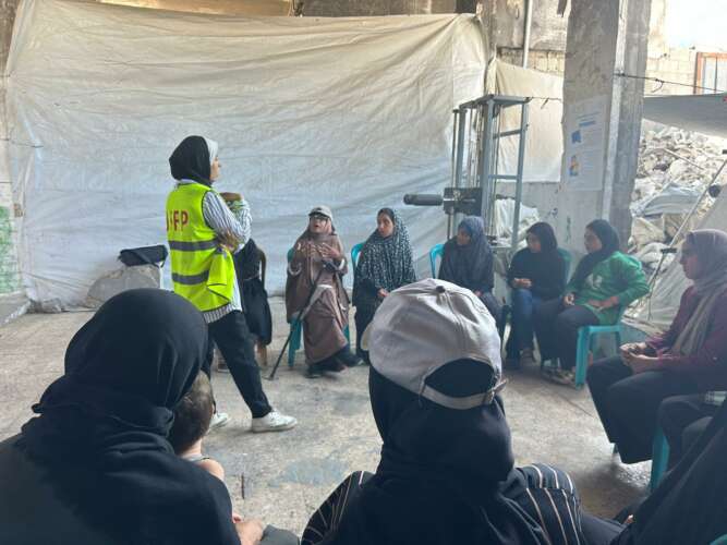 Abu Amir 24 8 25 ateliers psy IMG 5455 Témoignages d’Abu Amir, le 24 août 2025 - Compte rendu des deux ateliers de soutien psychologique pour les femmes Deir al-Balah et ville de Gaza