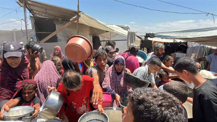 Témoignage d'Abu Amir, le 10 août 2025 - Faim, peur, mort et déplacement… tel est le quotidien tragique vécu par les habitants de la bande de Gaza. 3 Abu Amir 5 25 Aide alimentaire 2 IMG 4971 Témoignage d'Abu Amir, le 10 août 2025 - Faim, peur, mort et déplacement… tel est le quotidien tragique vécu par les habitants de la bande de Gaza.