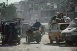 GzWCzema4AES8aE 700x467 1 Témoignage d’Abu Amir, le 26 août 2025 – L’exode de Gaza… quand la patrie se transforme en une valise ouverte sur l’inconnu