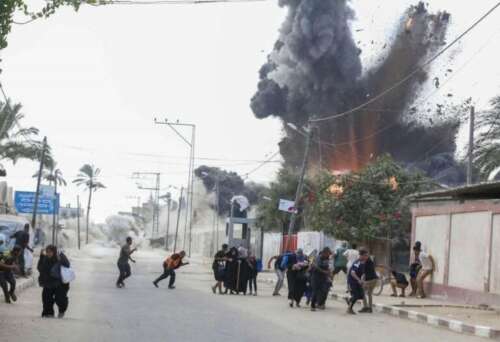Israeli strike gaza 768x525 1 Témoignage d’Abu Amir, le 29 août 2025 – Gaza-ville entre feu et exode : une petite apocalypse !