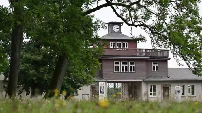 buchen Les keffiehs interdits à Buchenwald
