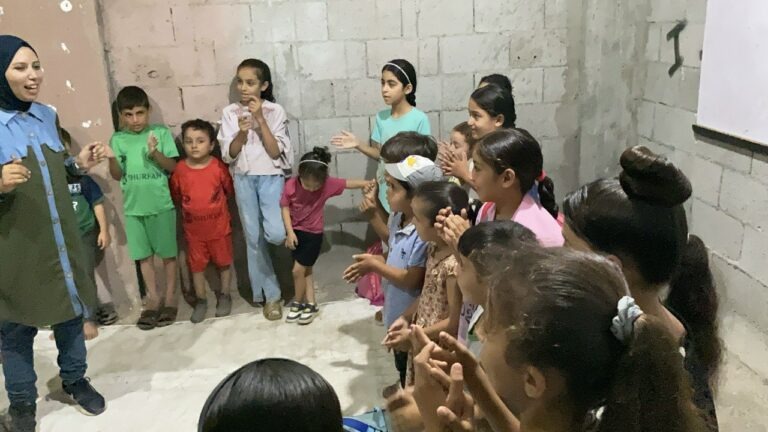 Témoignage d’Abu Amir, le 22 août 2025 – Déplacements forcés et accumulation des crises : un besoin urgent d’interventions humanitaires ! 4 enfants4 768x432 1 Témoignage d’Abu Amir, le 22 août 2025 – Déplacements forcés et accumulation des crises : un besoin urgent d’interventions humanitaires !