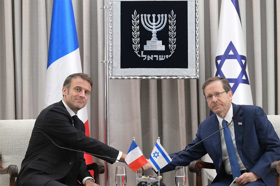 France-Israël : une alliance qui ne dépend pas du CRIF 2 Rencontre entre Emmanuel Macron et Isaac Herzog, président d'Israël, en octobre 2023.