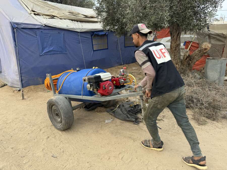 Abu Amir 6 11 25 agriculture 2 IMG 3112 Témoignage d'Abu Amir, le 6 novembre 2025 - Gaza fait germer l’espoir sous les décombres : la résilience des agriculteurs et la renaissance de la terre malgré la guerre