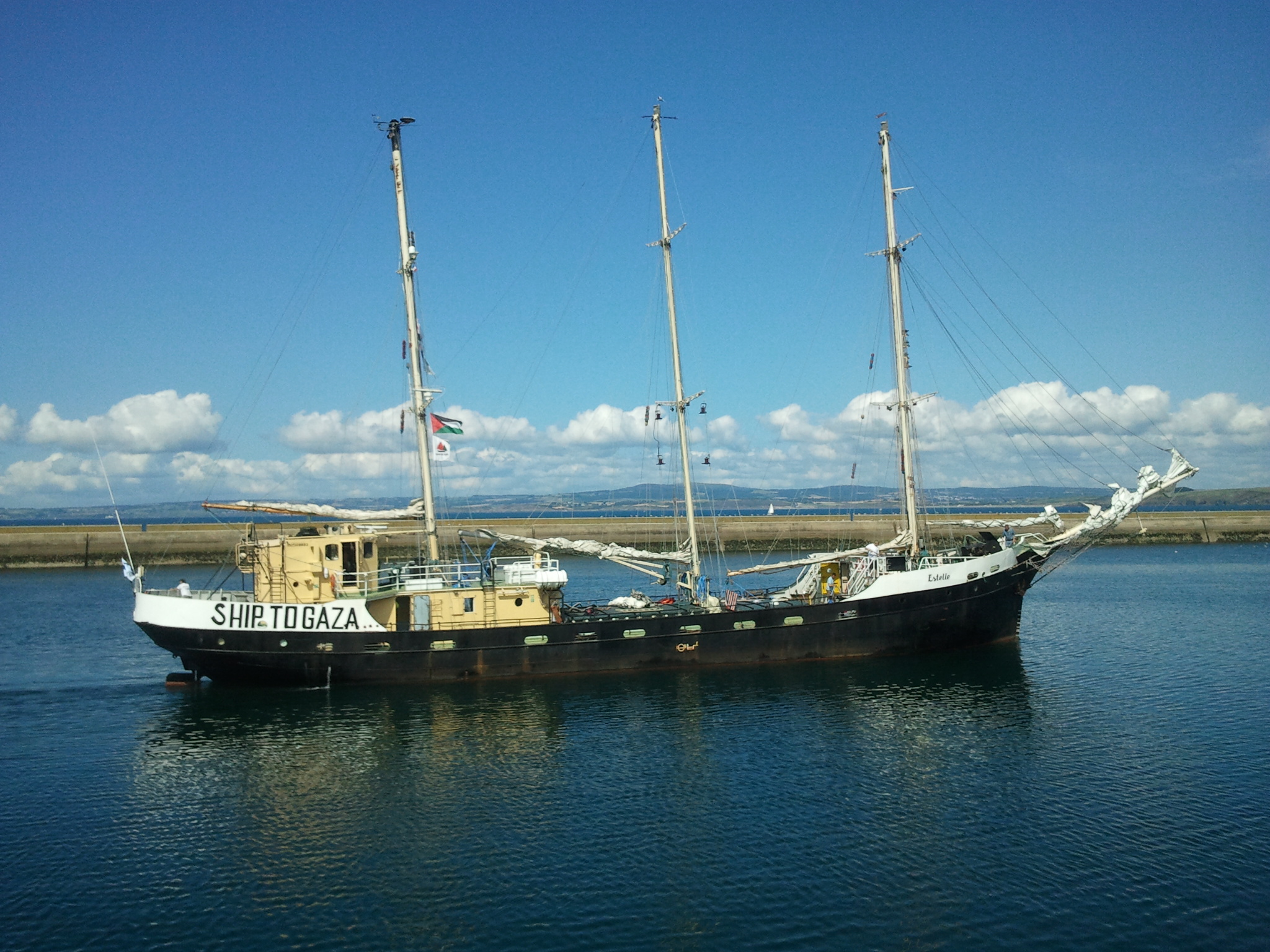 L'Estelle au port de Rosmeur - Douarnenez le 20-08-2012