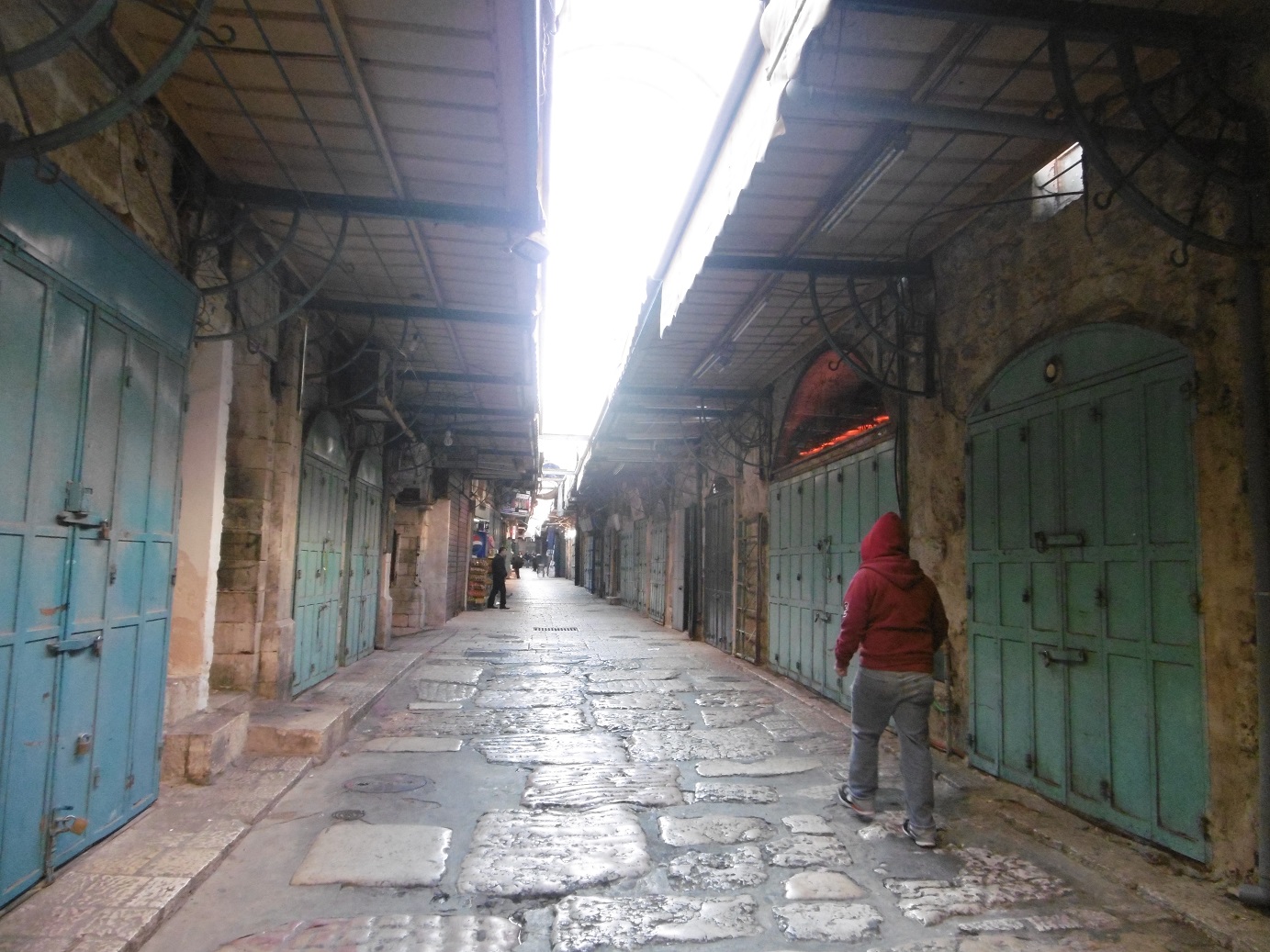 La vieille ville déserte, elle était grouillante avant l'Intifada