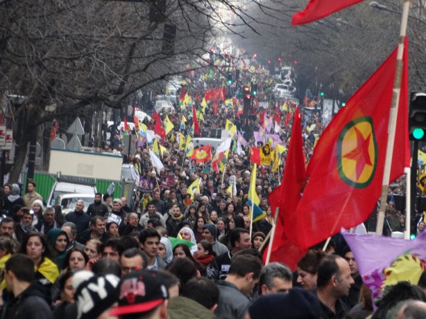 paris-11-01-2014-assassinat-de-femmes-kurdes9-85782.jpg