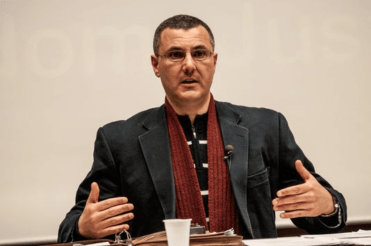 omar barghouti « TOUT CE DONT NOUS AVONS BESOIN EST D’UN PEU PLUS DE COURAGE DE LA PART DU MONDE »