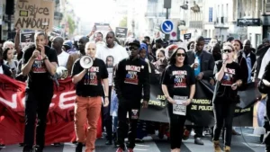 amal bentounsi jpg Une urgence : dire #NonAuPermisDeTuer !