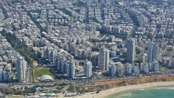 bat yam 4 900x506 1 jpg Pourquoi j’ai quitté Israël