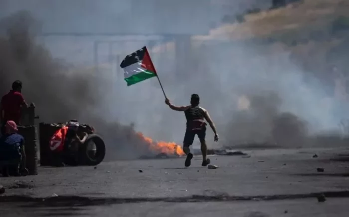 bar1 750x467 1 jpg « TOUT CE DONT NOUS AVONS BESOIN EST D’UN PEU PLUS DE COURAGE DE LA PART DU MONDE »