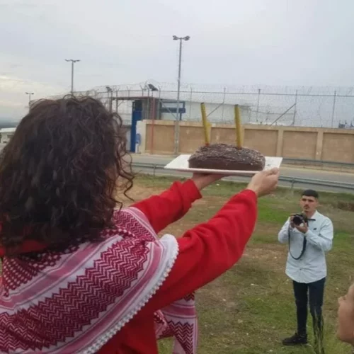 prisonnierespal jpeg Appel à solidarité avec les prisonnières palestiniennes de la prison de Damoun !