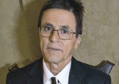 Hassan Diab condamne en son absence a la perpetuite Demande de l'UJFP au Premier Ministre canadien de ne pas extrader Monsieur Hassan Diab suite à un jugement inique