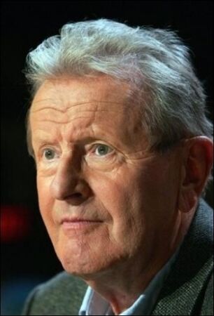 gilles perrault 6076 330 540 Gilles Perrault, décès d’un homme à part