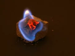 burning cube sugar 506f8 jpg Frédéric Lordon : "Catalyse totalitaire"