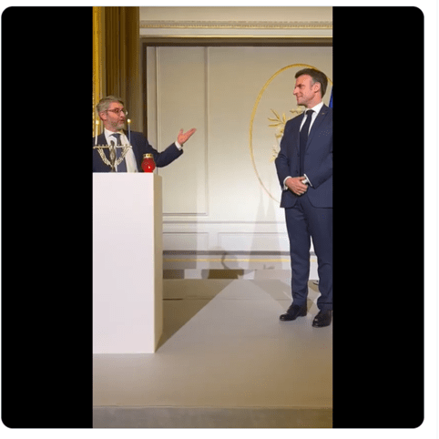 President bougie Hanoucca, la bougie, le Président et…