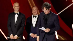 jonathanglazer jpg Aux Oscars 2024, Jonathan Glazer consacre son discours à la Palestine et à la « déshumanisation »