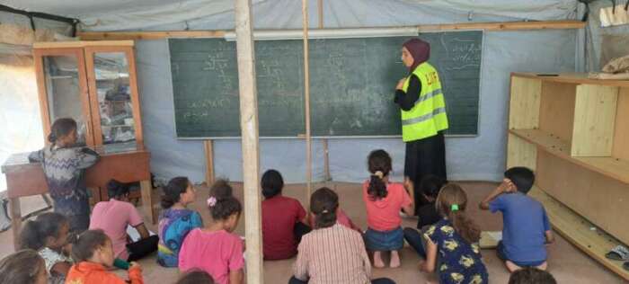 Ibn Sina 2024 07 30 soir cours de mathematiques 1 Témoignage de Marsel, le 30 juillet 2024 : "soutien psychologique pour les femmes"