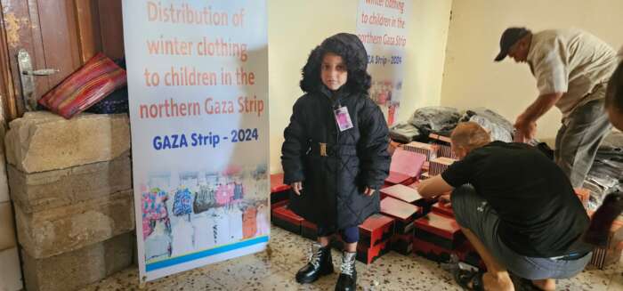 Abu Amir 7 octobre vetements hiver IMG 8592 Témoignage d'Abu Amir, le 7 octobre 2024 : distribution de vêtements d'hiver aux enfants à Jabalia