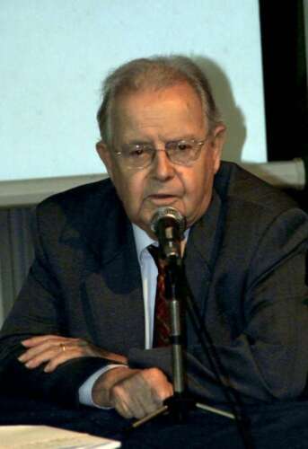 Buttin À quoi joue l'Union européenne ... et notre ministre de l'Intérieur ?