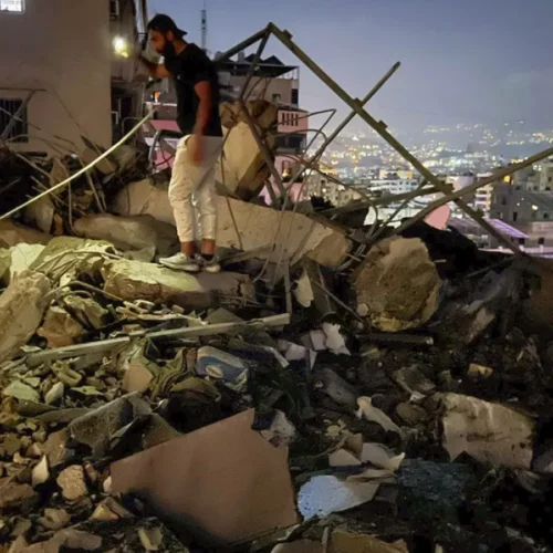 beyrouth Soudain un bloc d’abîme