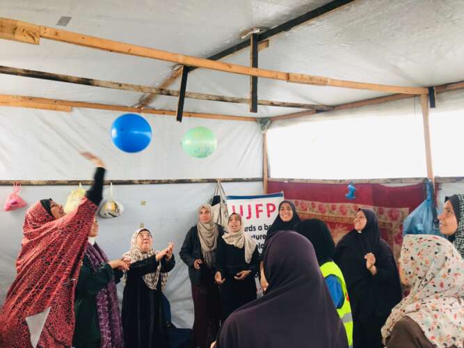 Abu Amir 25 1 25 ateliers psy IMG 6088 Témoignage d'Abu Amir, le 25 janvier 2025 – Préparer les femmes au retour dans leurs régions d’habitation