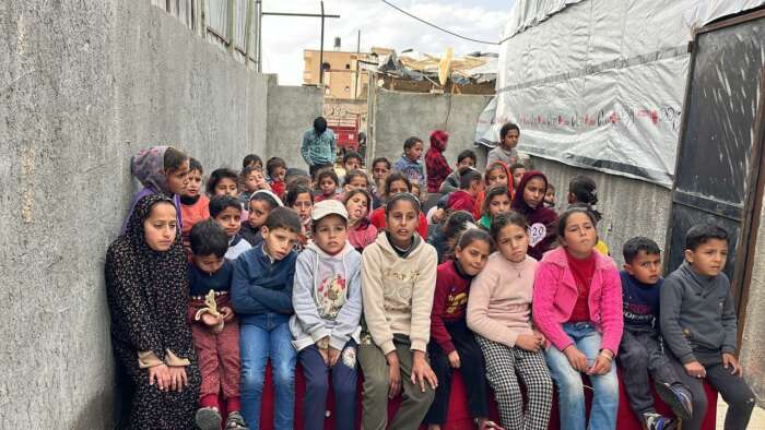 Abu Amir 21 2 25 education IMG 7817 Compte-rendu hebdomadaire d'activités semaine du 15 au 21 février 2025 – Gaza : des activités indispensables dans les camps