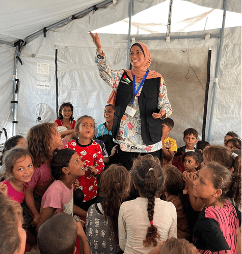 word image 75910 2 1 À Gaza, la survie continue, la solidarité aussi… c’est le soumoud !