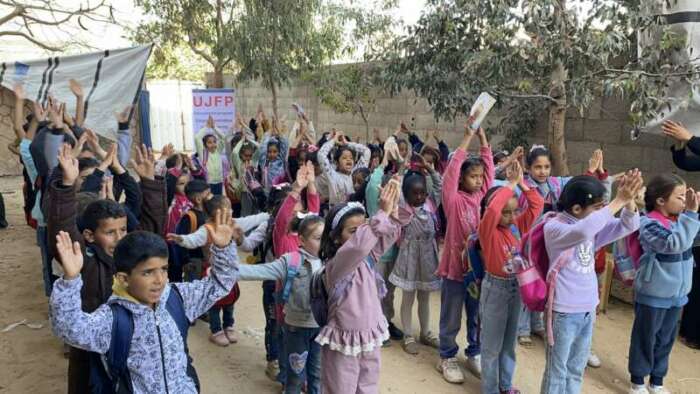 Abu Amir 27 avril 2025 Ecole premiers pasIMG 2521 scaled 1 Témoignage d'Abu Amir, le 27 avril 2025 - Scolarisation et Travail humanitaire