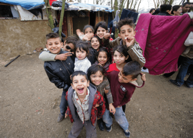 EnfantsRom1 Qu’y a-t-il derrière le projet de loi contre les « Gens du voyage »