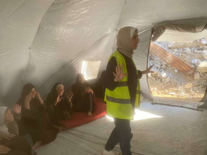 Abu Amir 12 7 25 Atelier psy IMG 4063 Témoignage d'Abu Amir, le 12 juillet – Aborder « le lendemain de la guerre » en séance de soutien psychologique