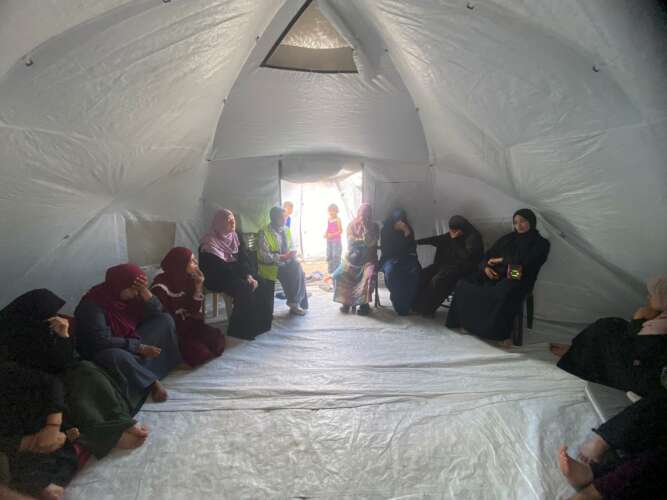 Abu Amir 26 6 25 Atelier psy femmes nord de Gaza IMG 3482 Témoignage d'Abu Amir, le 28 juin 2025 - « Notre voix, notre force : raconter les récits de résilience et construire une communauté solidaire ».