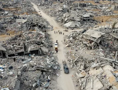 Rafah en janvier 2025 Témoignage d'Abu Amir, le 1er décembre 2025 - Rafah, quel avenir s’y prépare, transformer le provisoire en permanent ?