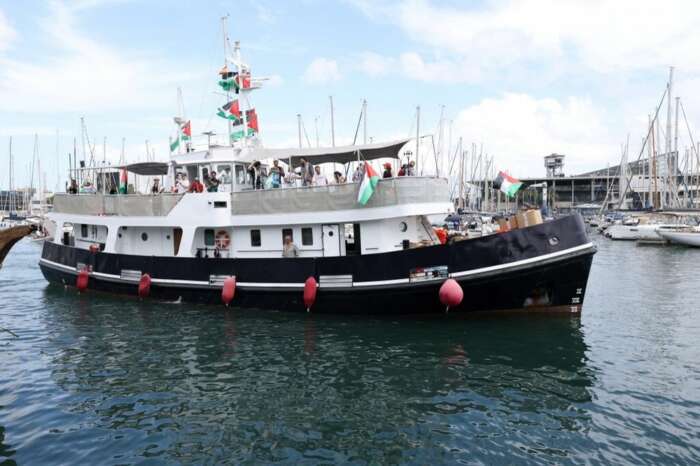 flottille global sumud MISE À JOUR DE MISSION : LA FLOTTILLE GLOBALE SUMUD PREND LA MER DEPUIS L’ITALIE, LA TUNISIE ET LA GRÈCE POUR S’UNIR DANS LES EAUX INTERNATIONALES