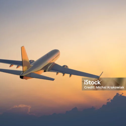 avion non identife istockphoto 155439315 2048x2048 1 Témoignage d'Abu Amir, le 19 novembre 2025 - Gaza : les voyages sans retour