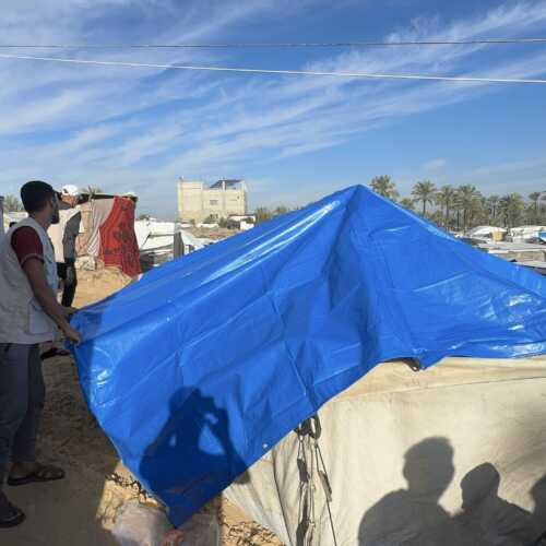 Abu Amir 5 12 25 aide humanitaire IMG 4296 scaled 1 Témoignage d'Abu Amir, le 5 décembre 2025 - Initiative un hiver chaleureux dans quatre camps de Gaza