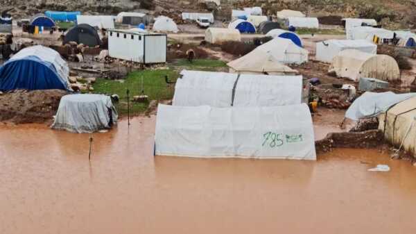 Fin decembre inondations Gaza Témoignage d'Abu Amir, le 29 décembre 2025 - Le ciel re-devient un nouveau fardeau sur les plaies de Gaza