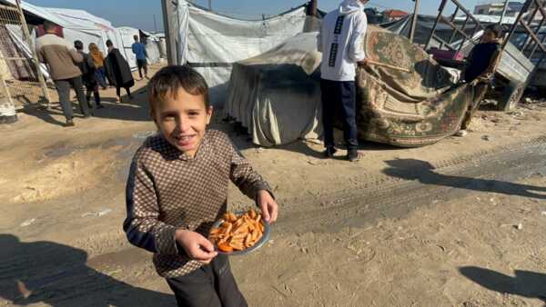 Abu Amir 6 1 26 aide alimentaire IMG 6675 Témoignage d'Abu Amir, le 6 janvier 2026 - Continuer coûte que coûte à soutenir la population de Gaza !