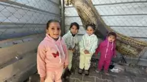 Abu Amir 8 1 26 IMG 6840 scaled 1 Témoignage d'Abu Amir, le 8 janvier 2026 - Entre la tente et l’attente : re-donner une chaleur vivante