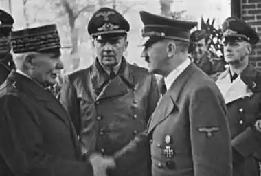 Travail, famille, patrie et antisémitisme : la droite et l’extrême-droite à la manoeuvre ! 7 Poignée de main entre Pétain et Hitler à Montoire le 25 octobre 1940
